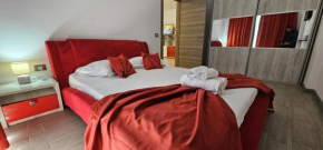 Deluxe ApartHotel Premium Suite In Complex Spa si Piscina Interioara